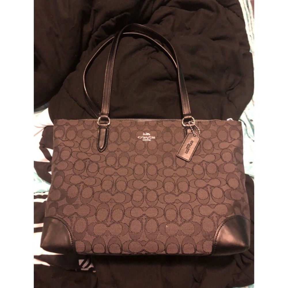 New coach tote 👜😍